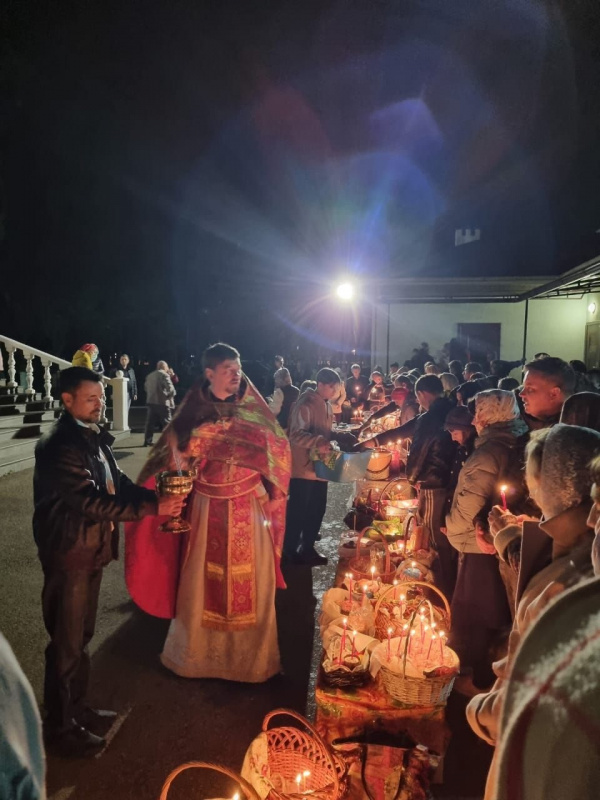 Пасхальное богослужение в храме Благовещения Пресвятой Богородицы пос. Агроном
